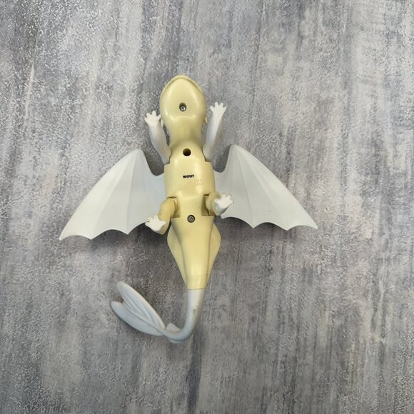 How To Train Your Dragon Figure Light Fury Striped Toy 2018 7" Long Dreamworks - Picture 5 of 7